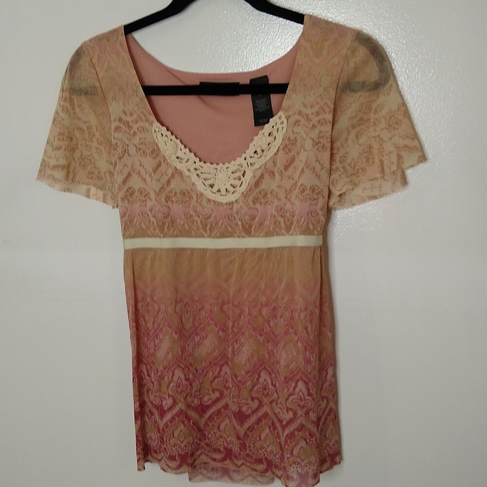 Axcess women's size medium with tie in the back. Boho Look
